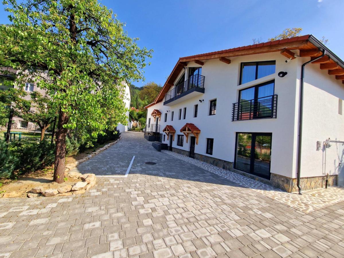 Ra House Hotel Brasov Exterior photo